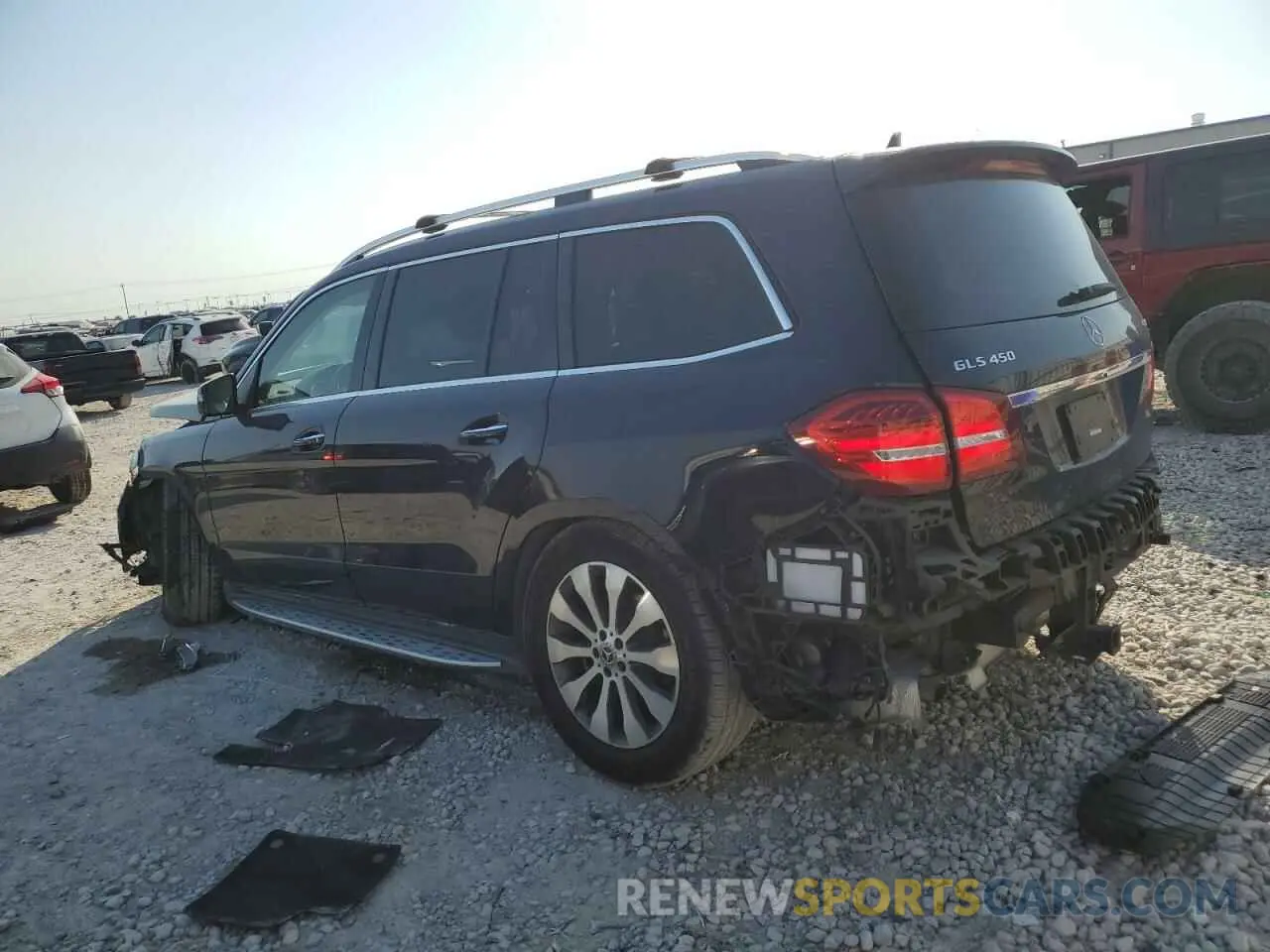 2 fotografías del automóvil dañado 4JGDF6EE2KB220122 MERCEDES-BENZ GLS-CLASS 2019