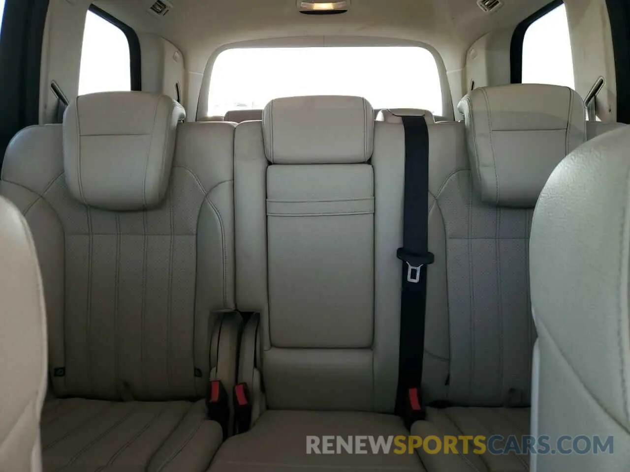 10 fotografías del automóvil dañado 4JGDF6EE3KB219531 MERCEDES-BENZ GLS-CLASS 2019
