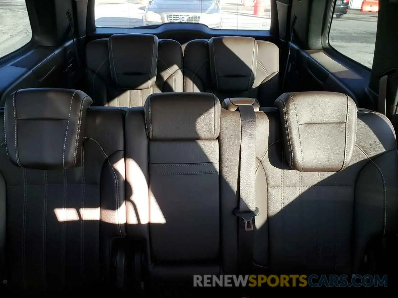 10 fotografías del automóvil dañado 4JGDF6EE3KB220436 MERCEDES-BENZ GLS-CLASS 2019