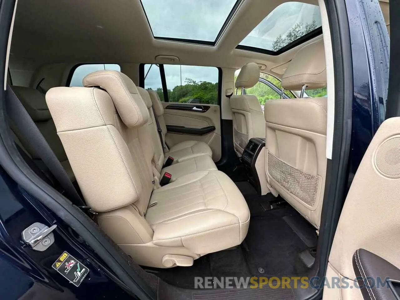 6 fotografías del automóvil dañado 4JGDF6EE6KB216140 MERCEDES-BENZ GLS-CLASS 2019