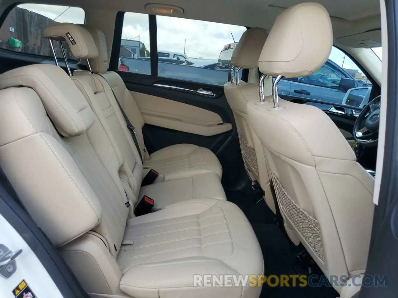 10 fotografías del automóvil dañado 4JGDF6EE6KB240888 MERCEDES-BENZ GLS-CLASS 2019