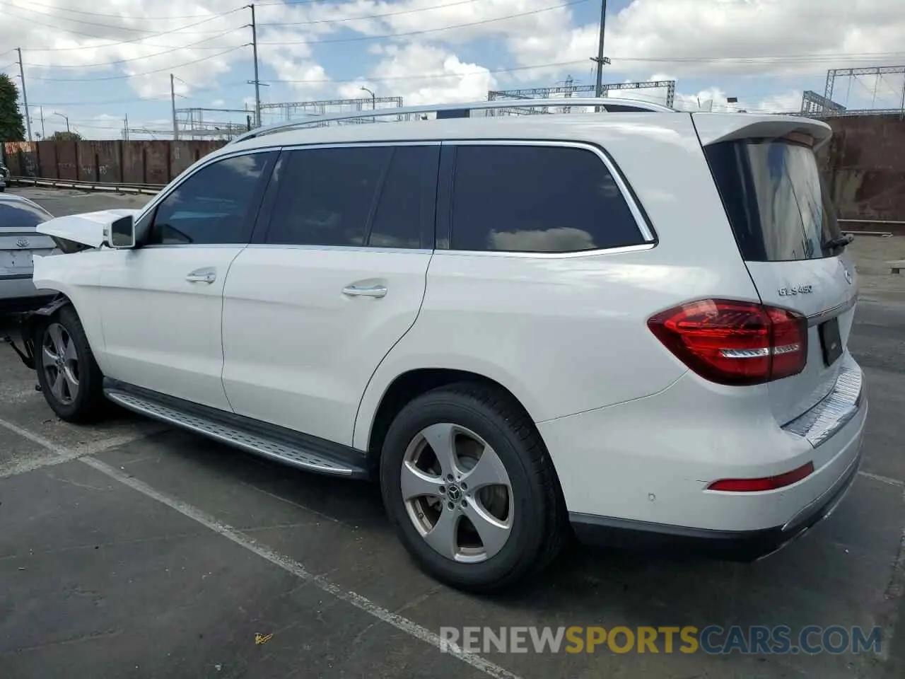 2 fotografías del automóvil dañado 4JGDF6EE6KB240888 MERCEDES-BENZ GLS-CLASS 2019