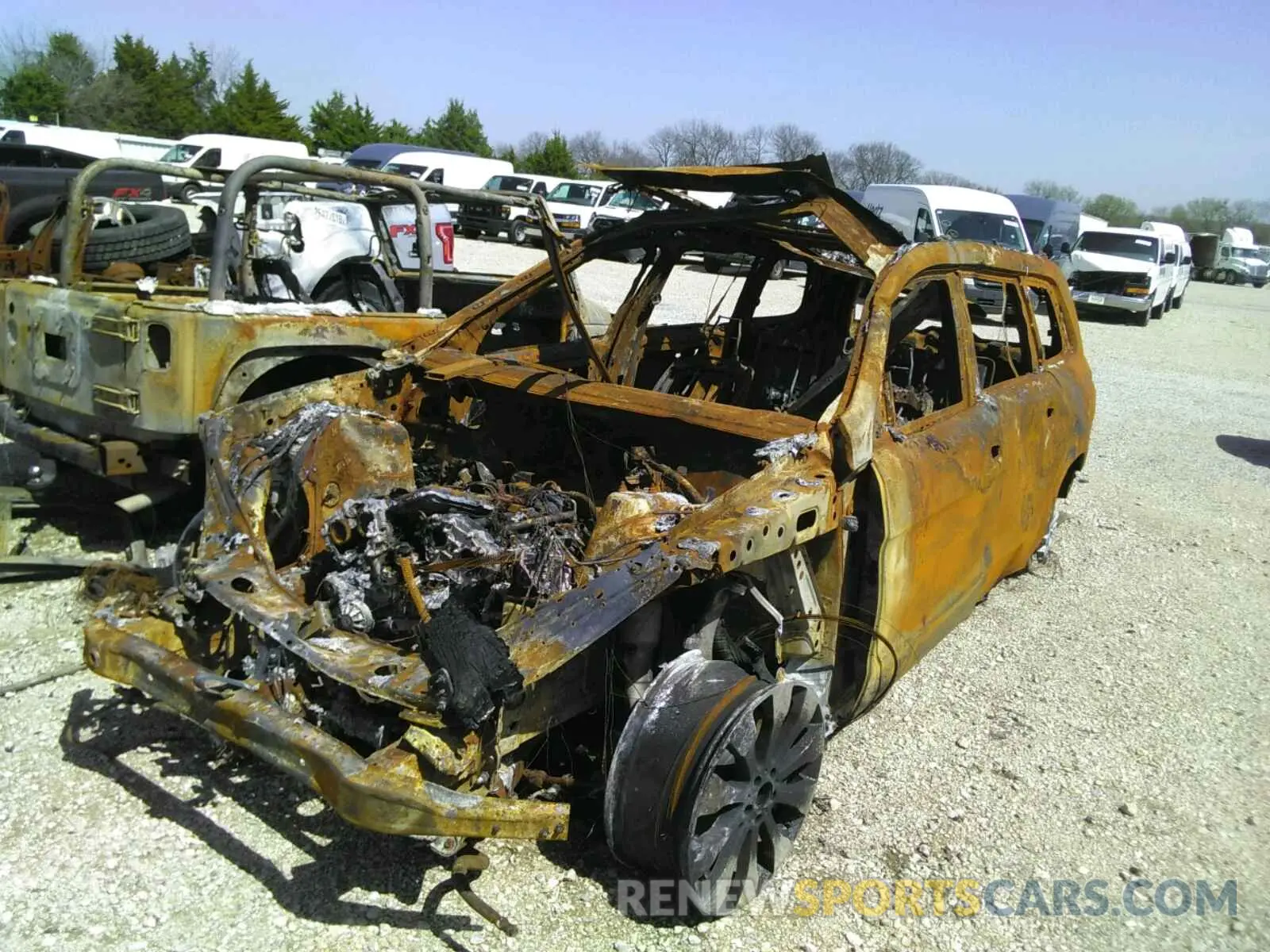 2 fotografías del automóvil dañado 4JGDF6EE8KB226702 MERCEDES-BENZ GLS-CLASS 2019