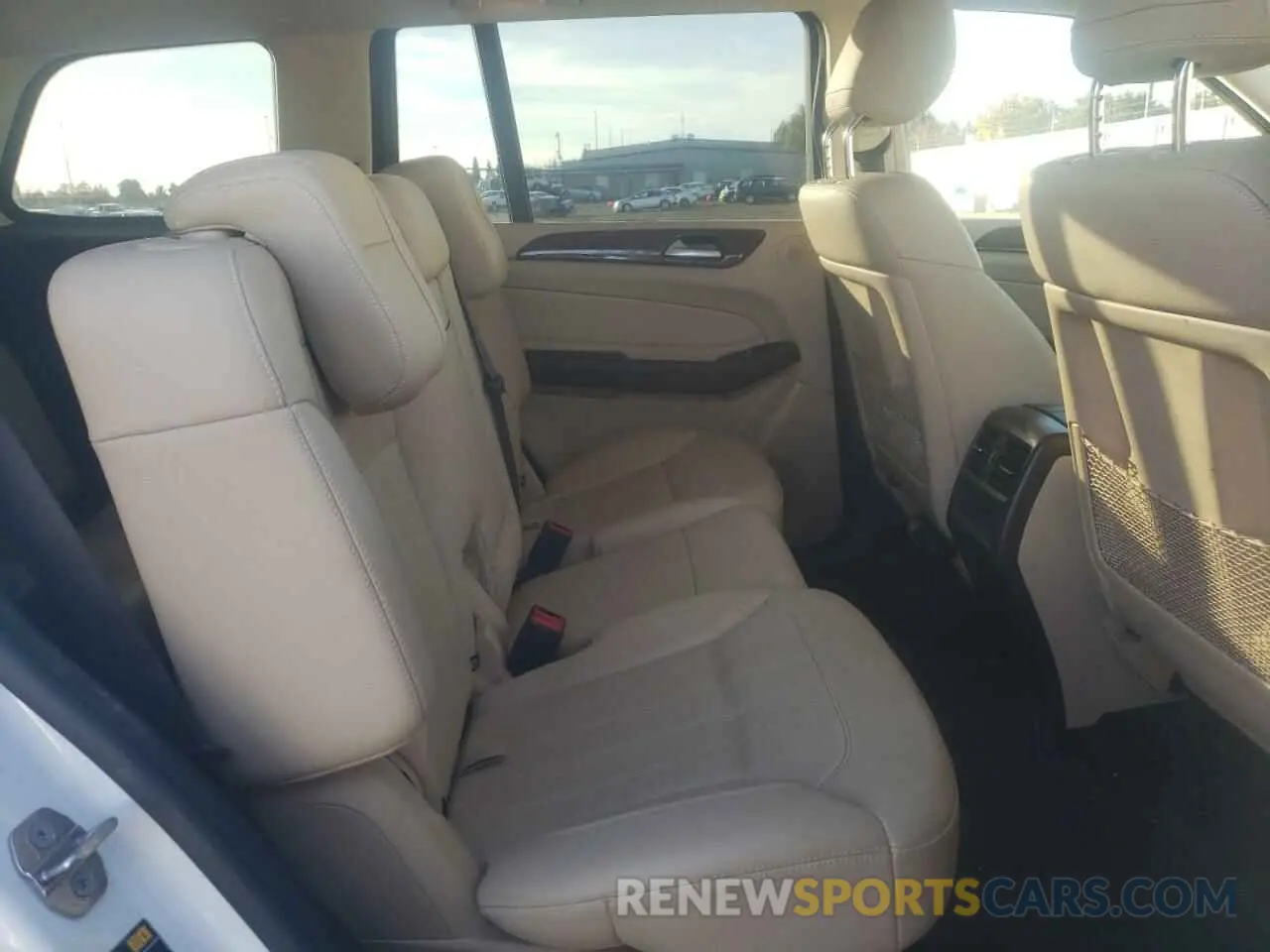 11 fotografías del automóvil dañado 4JGDF6EE9KB210199 MERCEDES-BENZ GLS-CLASS 2019