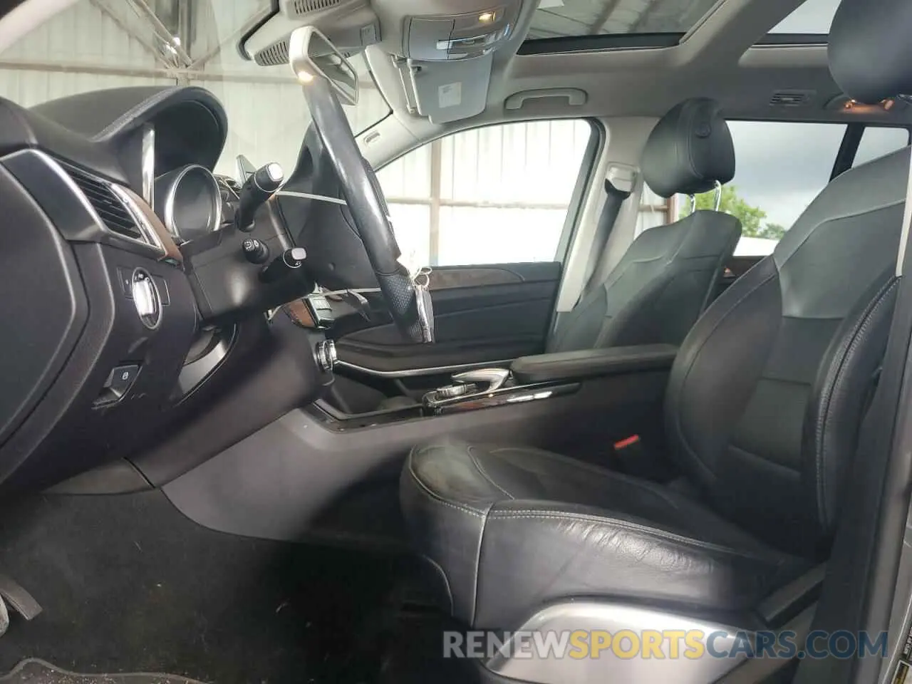 7 fotografías del automóvil dañado 4JGDF7DE0HA852820 MERCEDES-BENZ GLS-CLASS 2019