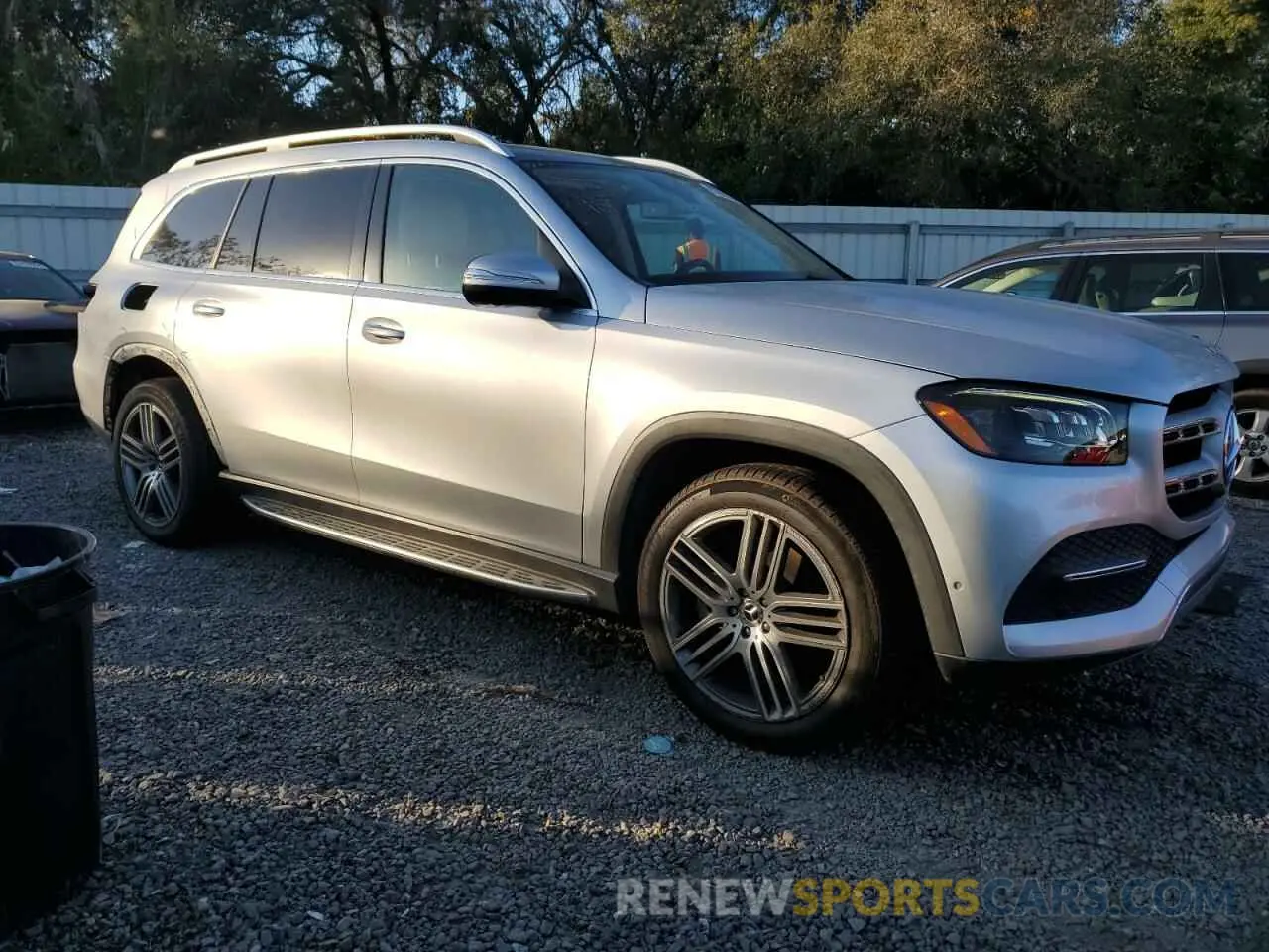 4 fotografías del automóvil dañado 4JGFF5KE8LA185214 MERCEDES-BENZ GLS-CLASS 2020