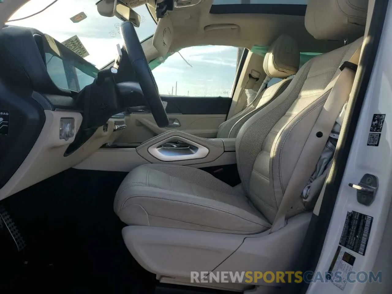 7 fotografías del automóvil dañado 4JGFF8GE4LA241627 MERCEDES-BENZ GLS-CLASS 2020
