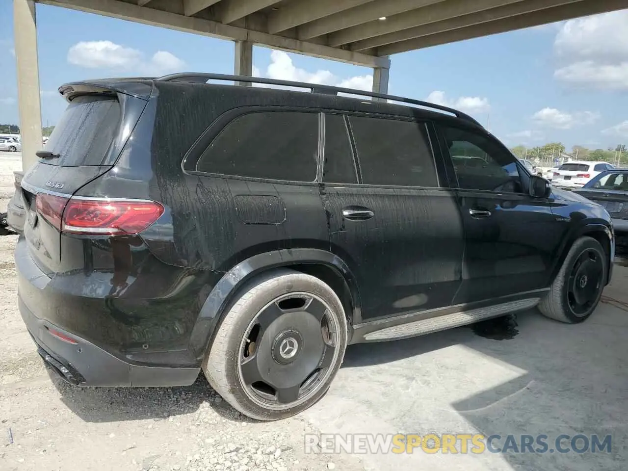 3 fotografías del automóvil dañado 4JGFF8KE8MA433657 MERCEDES-BENZ GLS-CLASS 2021