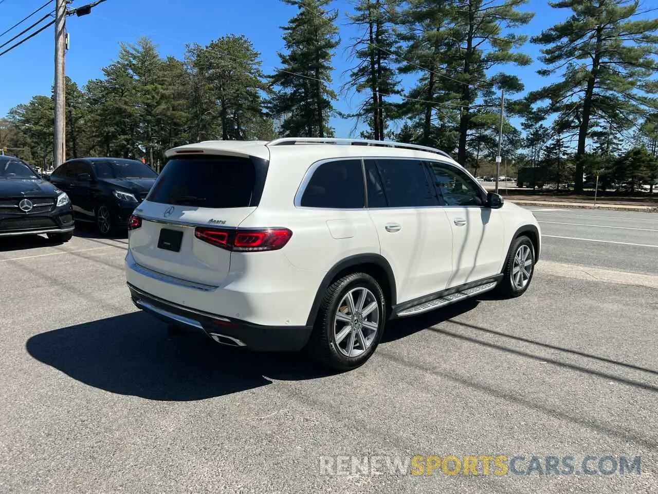 4 fotografías del automóvil dañado 4JGFF5KE1NA735534 MERCEDES-BENZ GLS-CLASS 2022