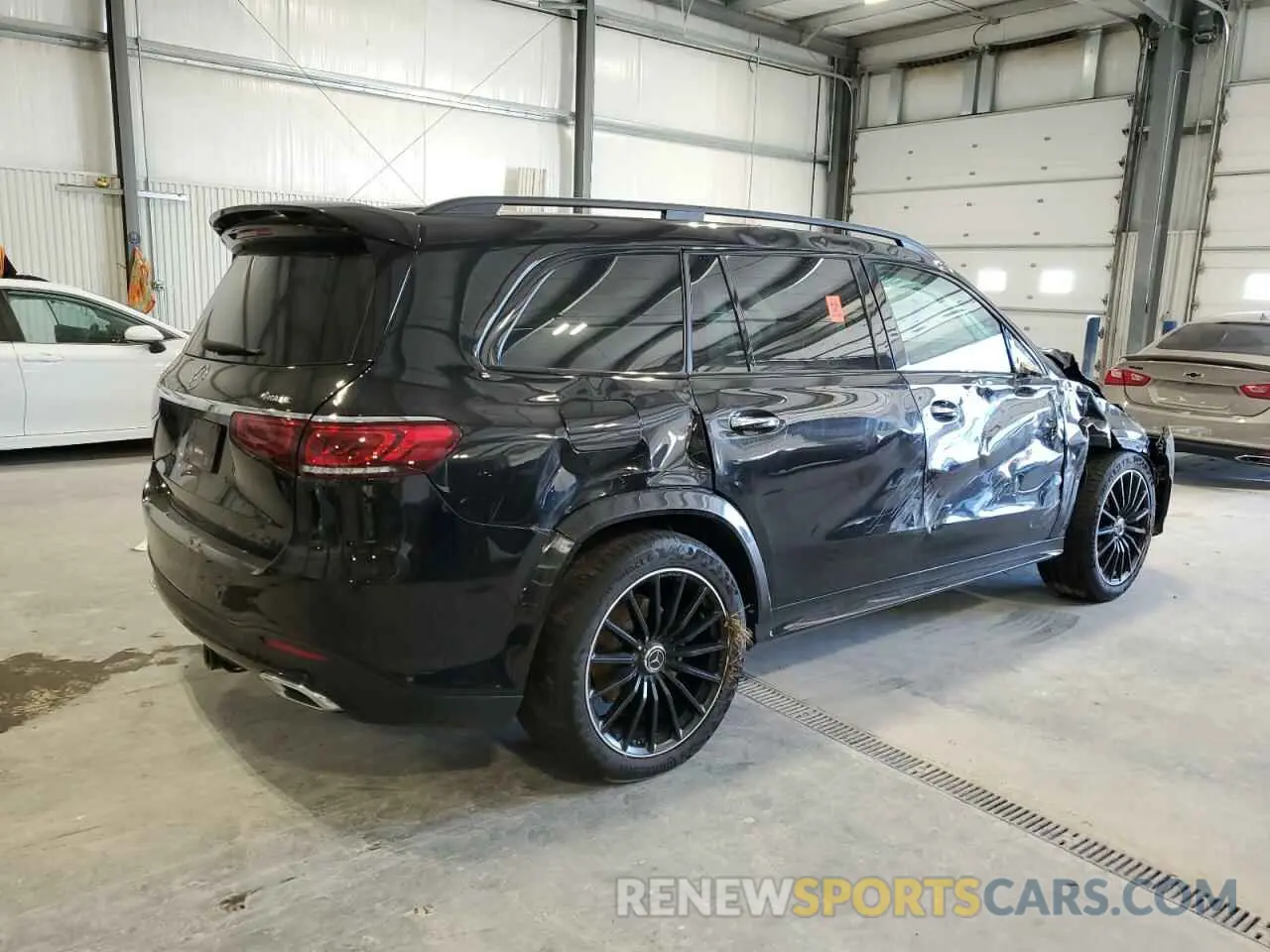 3 fotografías del automóvil dañado 4JGFF5KE9NA692495 MERCEDES-BENZ GLS-CLASS 2022