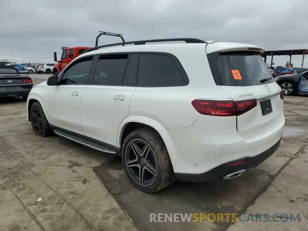 2 fotografías del automóvil dañado 4JGFF5KE5RB121280 MERCEDES-BENZ GLS-CLASS 2024