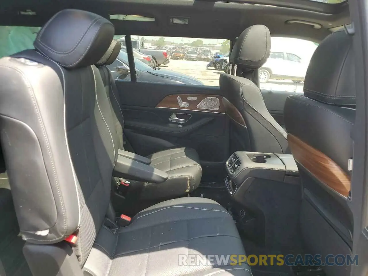 11 fotografías del automóvil dañado 4JGFF8FE6RB065121 MERCEDES-BENZ GLS-CLASS 2024