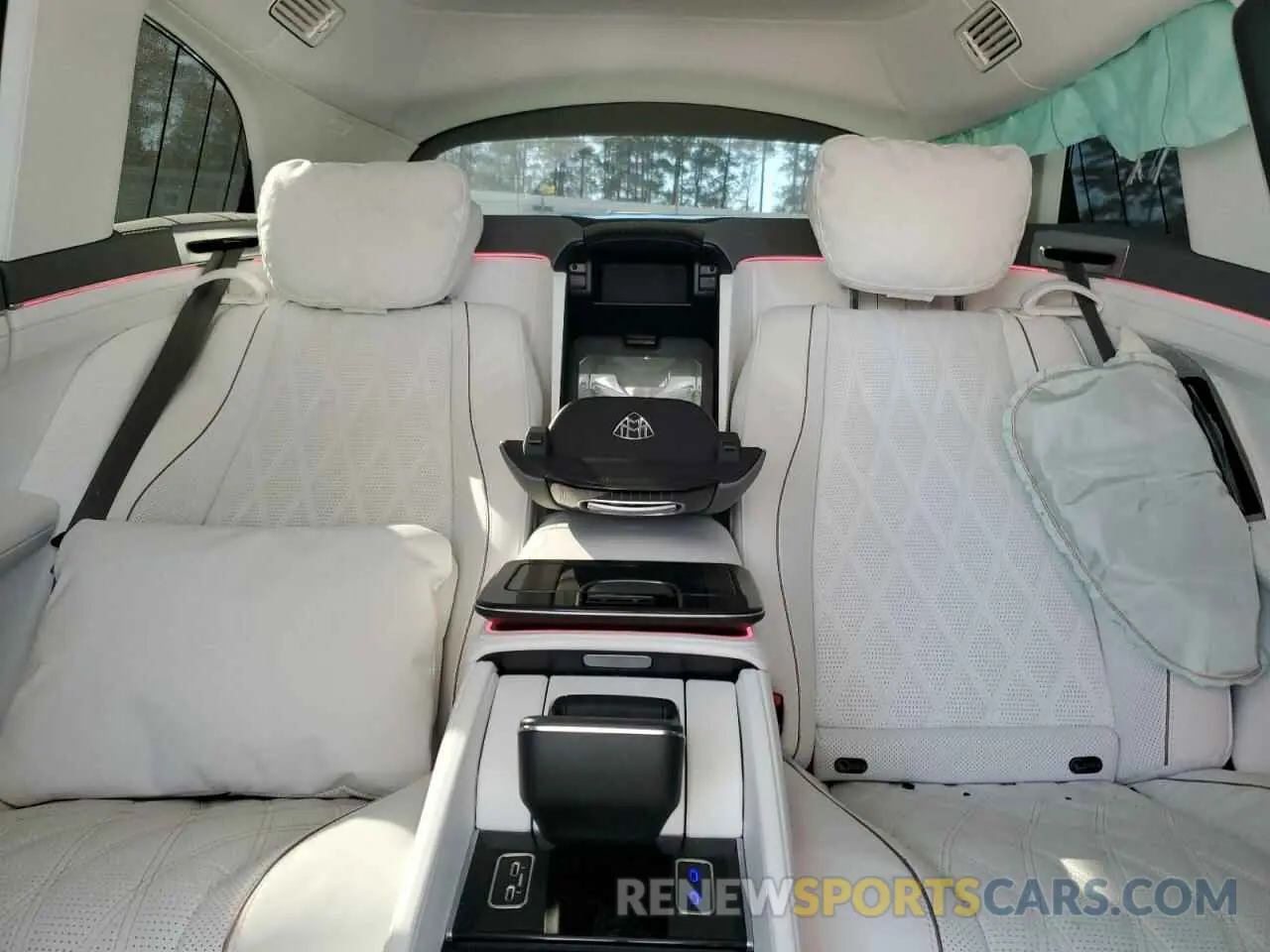 10 fotografías del automóvil dañado 4JGFF8HBXRB160008 MERCEDES-BENZ GLS-CLASS 2024
