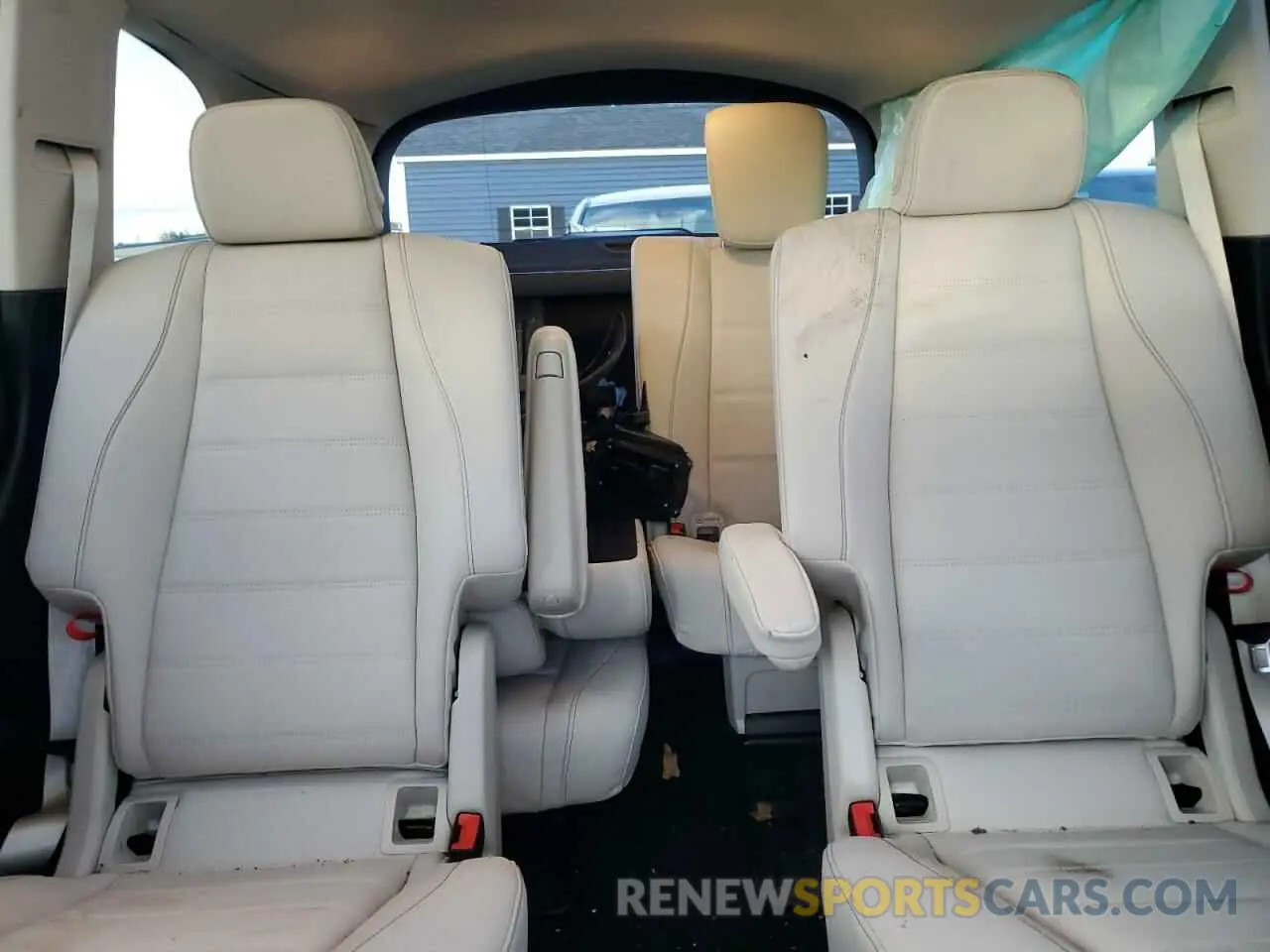 10 fotografías del automóvil dañado 4JGFF5KE8SB339204 MERCEDES-BENZ GLS-CLASS 2025