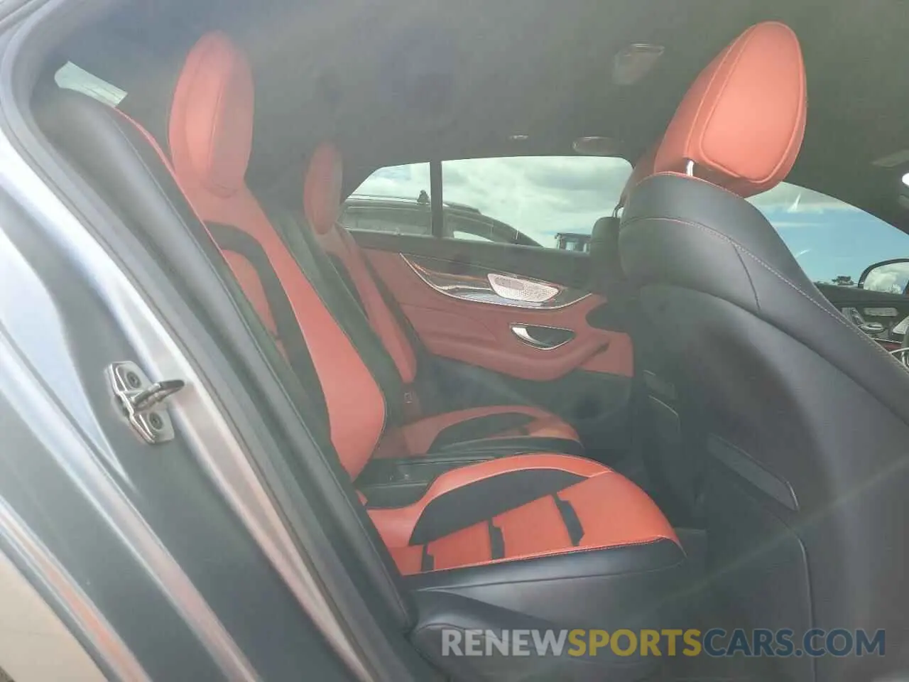 10 fotografías del automóvil dañado W1K7X8KB0LA030840 MERCEDES-BENZ GT-CLASS 2020