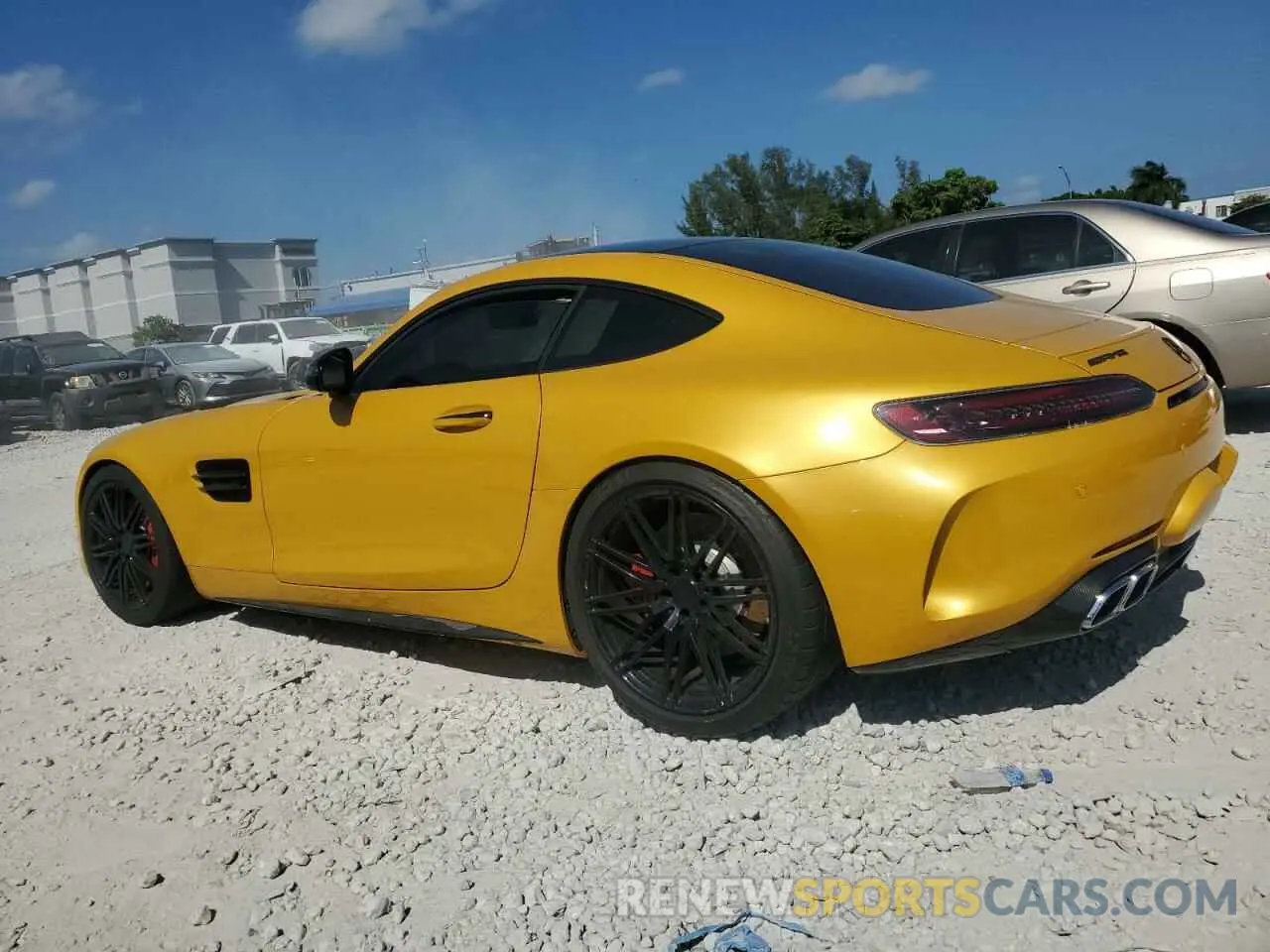 2 fotografías del automóvil dañado WDDYJ8AA0LA025569 MERCEDES-BENZ GT-CLASS 2020