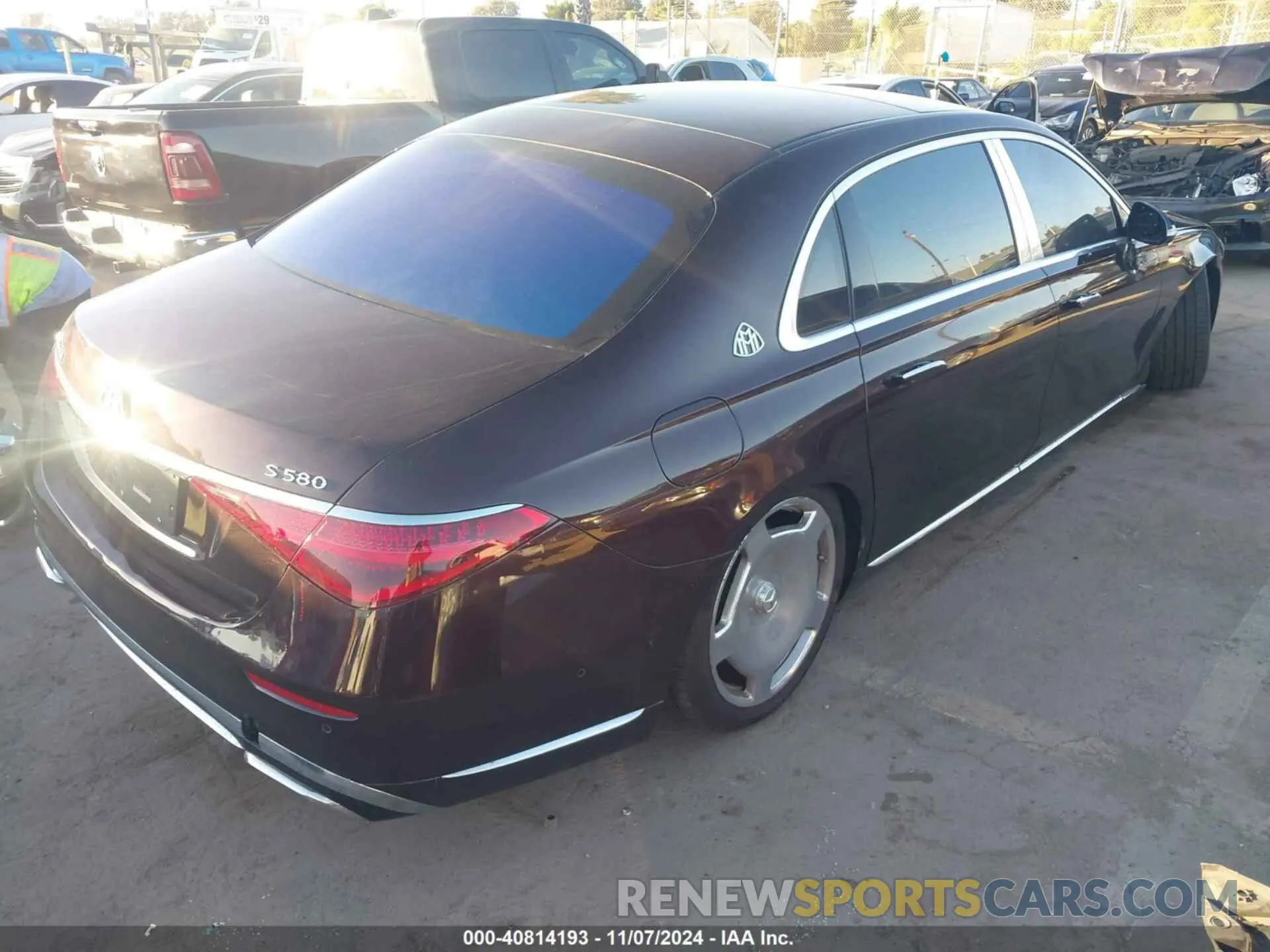 4 fotografías del automóvil dañado W1K6X7GBXMA023748 MERCEDES-BENZ MAYBACH S 580 2021