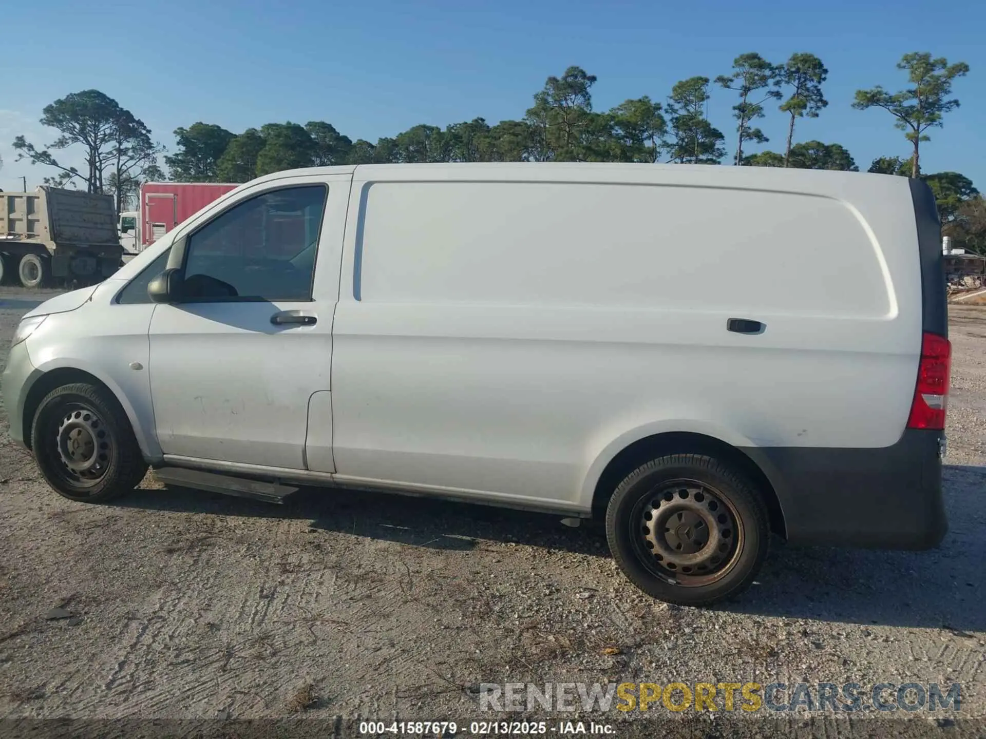 14 fotografías del automóvil dañado WD3PG2EA7K3600579 MERCEDES-BENZ METRIS 2019