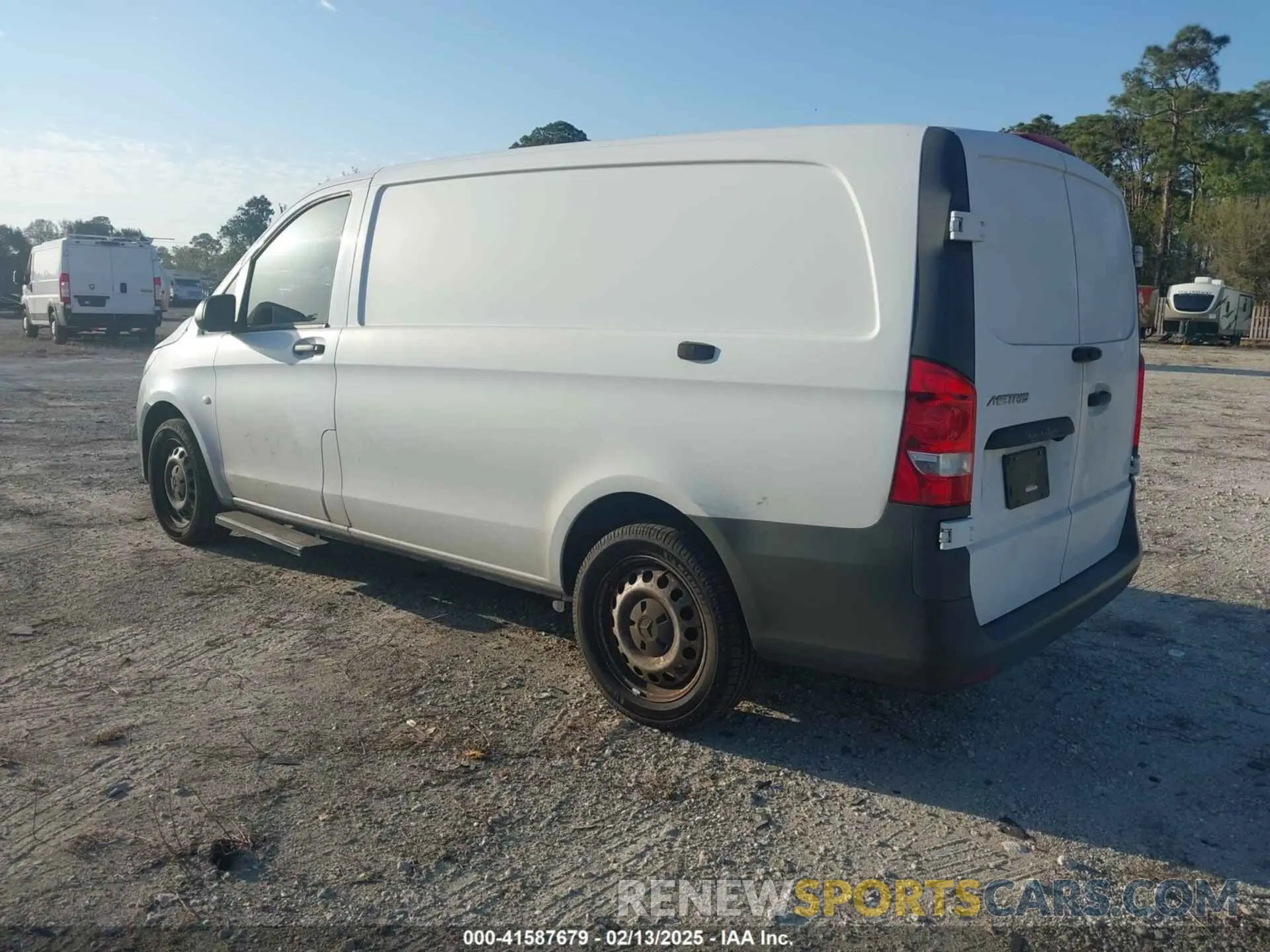 3 fotografías del automóvil dañado WD3PG2EA7K3600579 MERCEDES-BENZ METRIS 2019