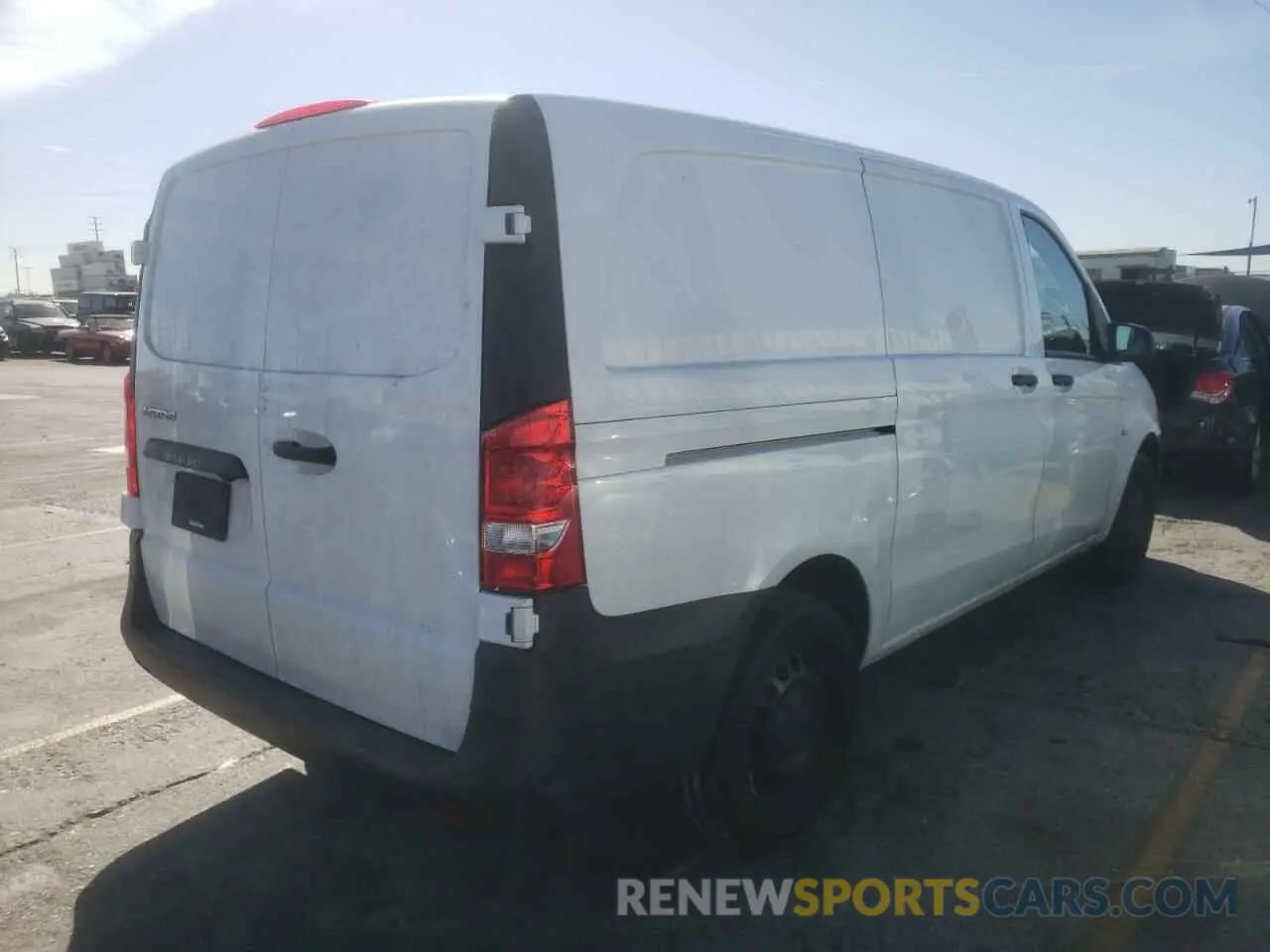 4 fotografías del automóvil dañado WD3PG2EAXK3533086 MERCEDES-BENZ METRIS 2019