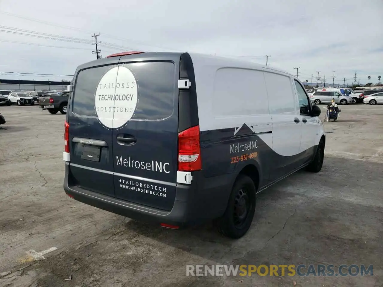 4 fotografías del automóvil dañado WD3PG3EA9K3604509 MERCEDES-BENZ METRIS 2019