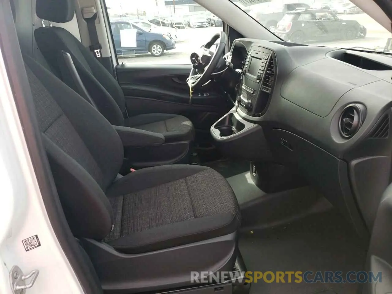 5 fotografías del automóvil dañado WD3PG3EA9K3604509 MERCEDES-BENZ METRIS 2019
