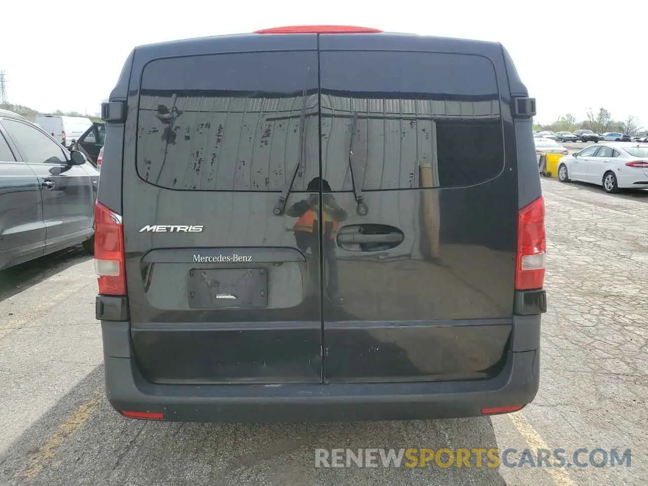 6 fotografías del automóvil dañado WD4PG2EE2K3517396 MERCEDES-BENZ METRIS 2019