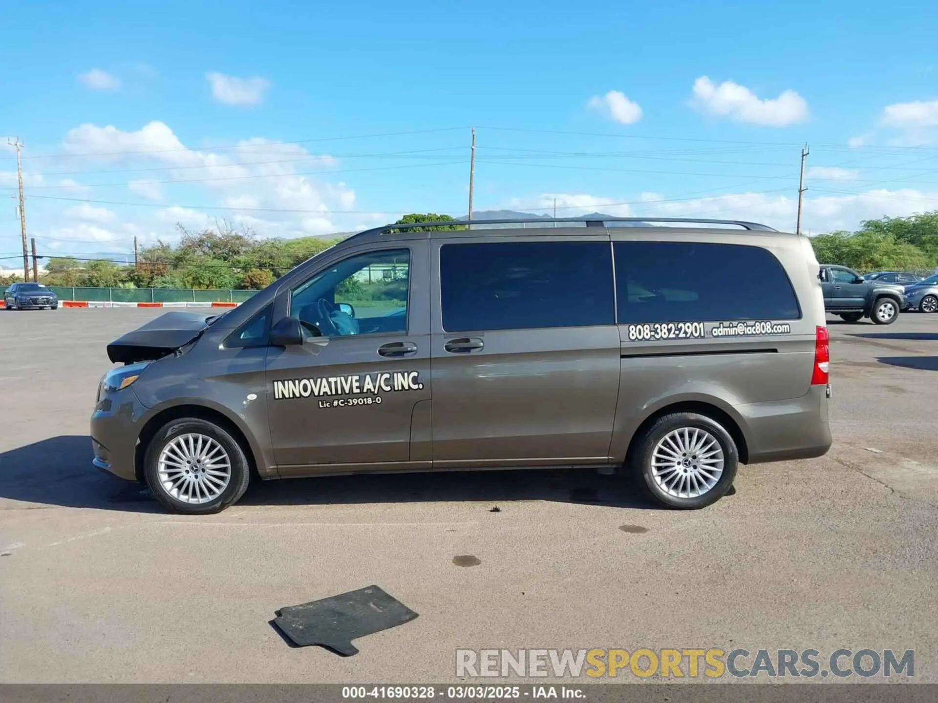 15 fotografías del automóvil dañado WD4PG2EE3K3523210 MERCEDES-BENZ METRIS 2019