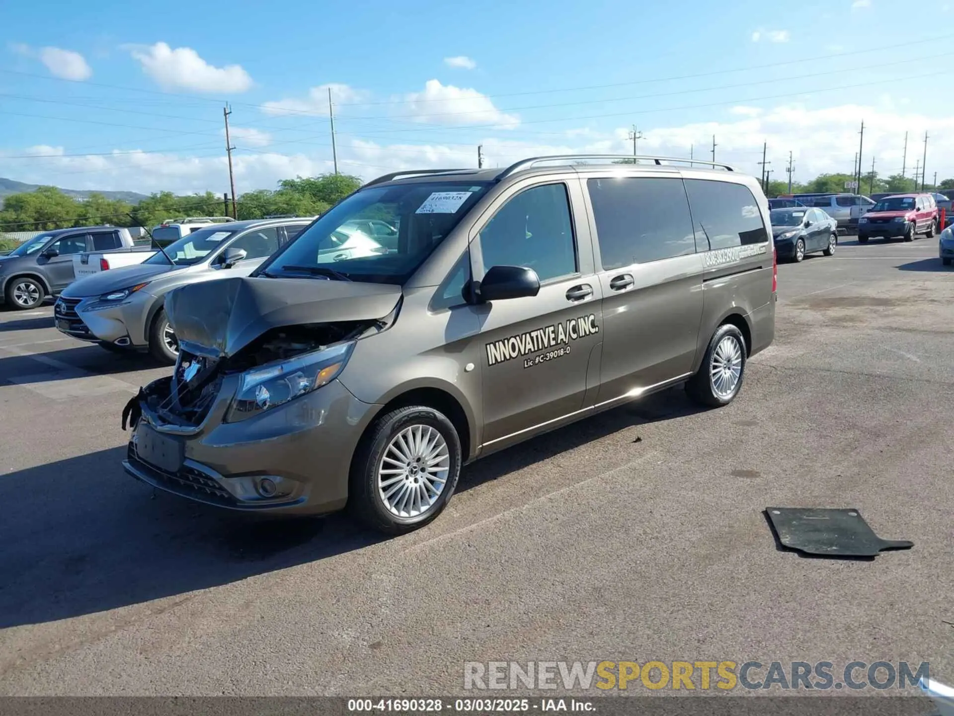 2 fotografías del automóvil dañado WD4PG2EE3K3523210 MERCEDES-BENZ METRIS 2019