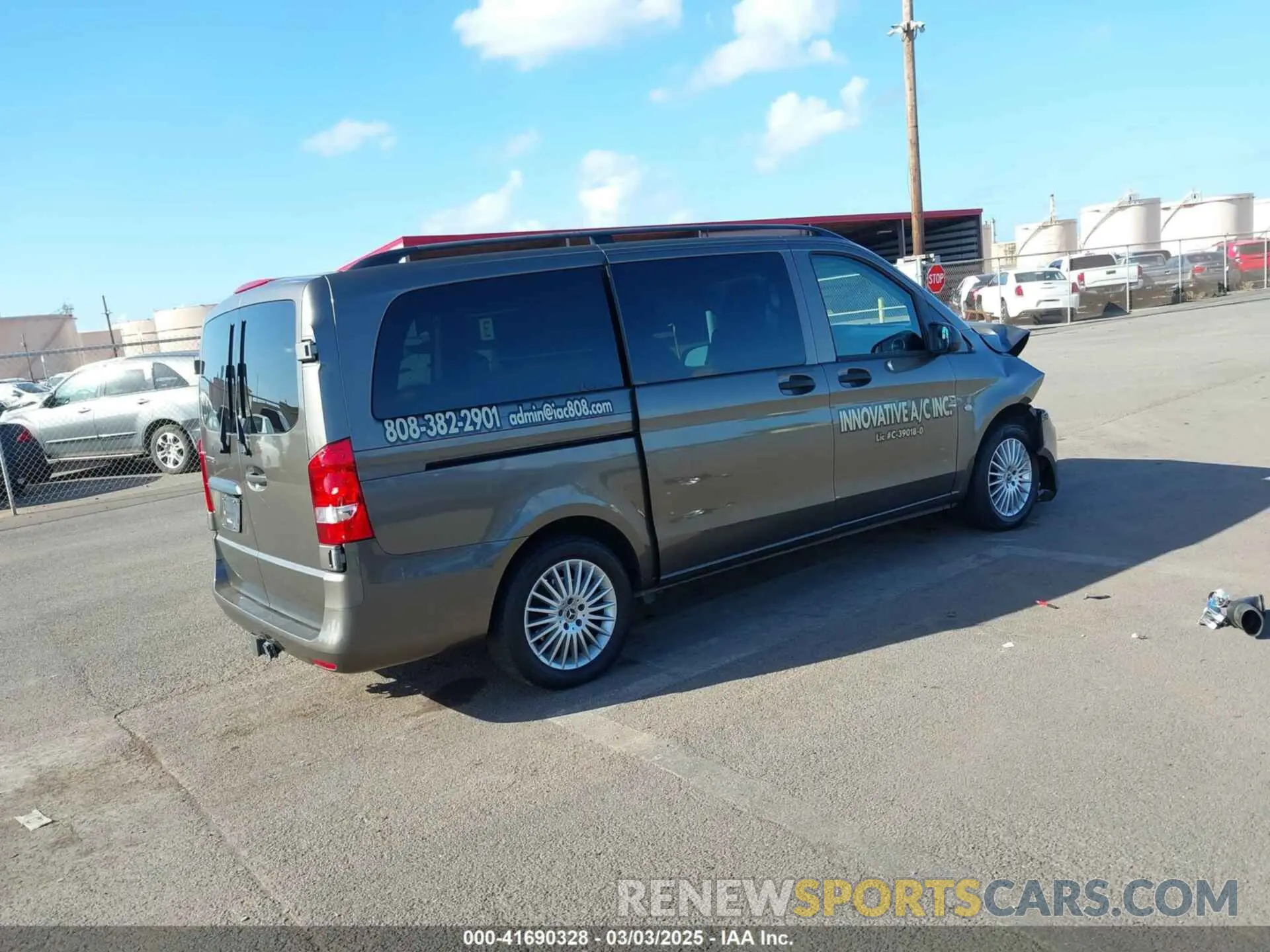4 fotografías del automóvil dañado WD4PG2EE3K3523210 MERCEDES-BENZ METRIS 2019