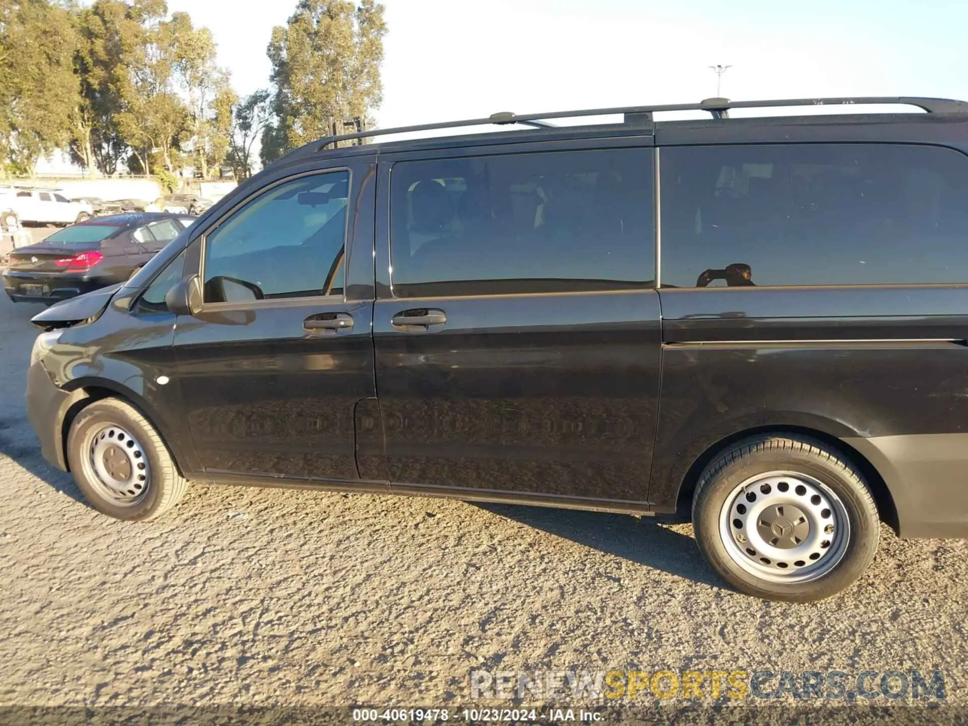 15 fotografías del automóvil dañado WD4PG2EE6K3505493 MERCEDES-BENZ METRIS 2019