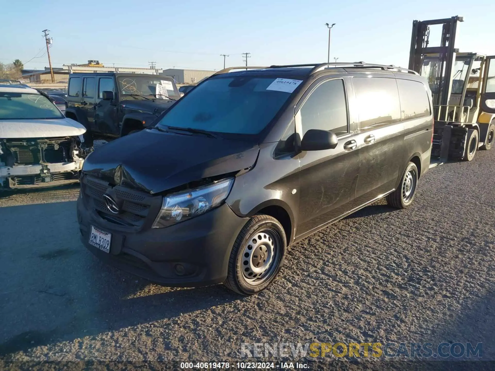 2 fotografías del automóvil dañado WD4PG2EE6K3505493 MERCEDES-BENZ METRIS 2019