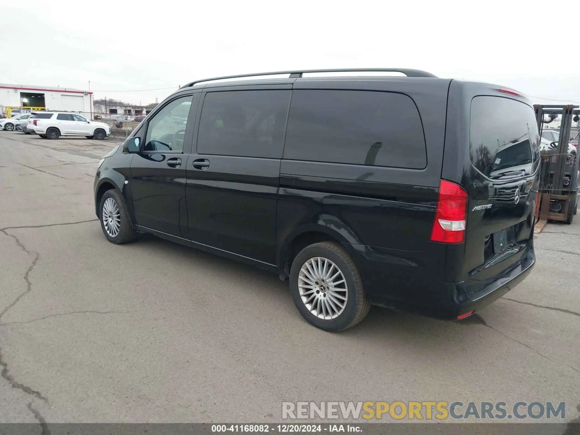 3 fotografías del automóvil dañado WD4PG2EE6K3579304 MERCEDES-BENZ METRIS 2019