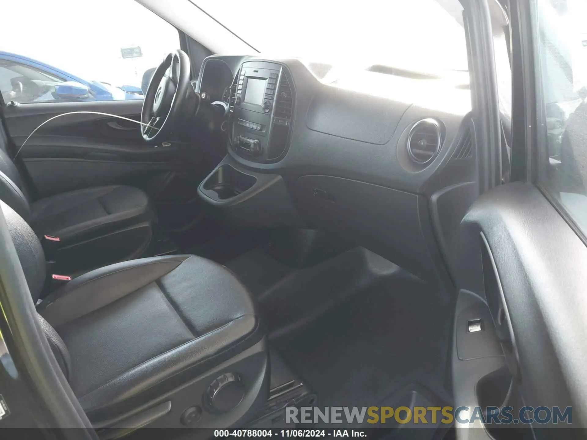 5 fotografías del automóvil dañado WD4PG2EE8K3514504 MERCEDES-BENZ METRIS 2019