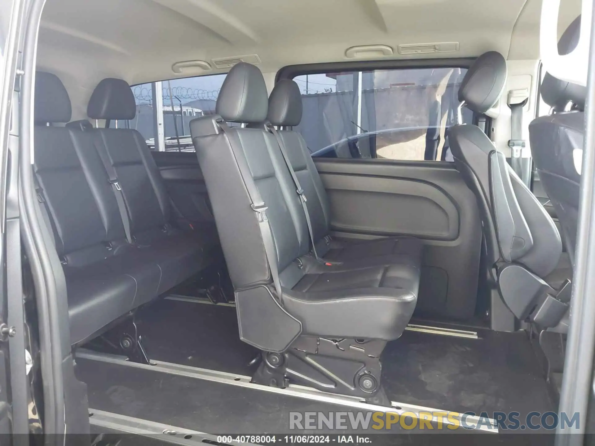 8 fotografías del automóvil dañado WD4PG2EE8K3514504 MERCEDES-BENZ METRIS 2019