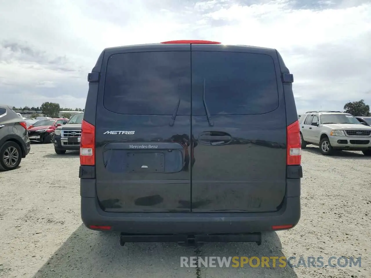6 fotografías del automóvil dañado WD4PG2EE8K3518455 MERCEDES-BENZ METRIS 2019