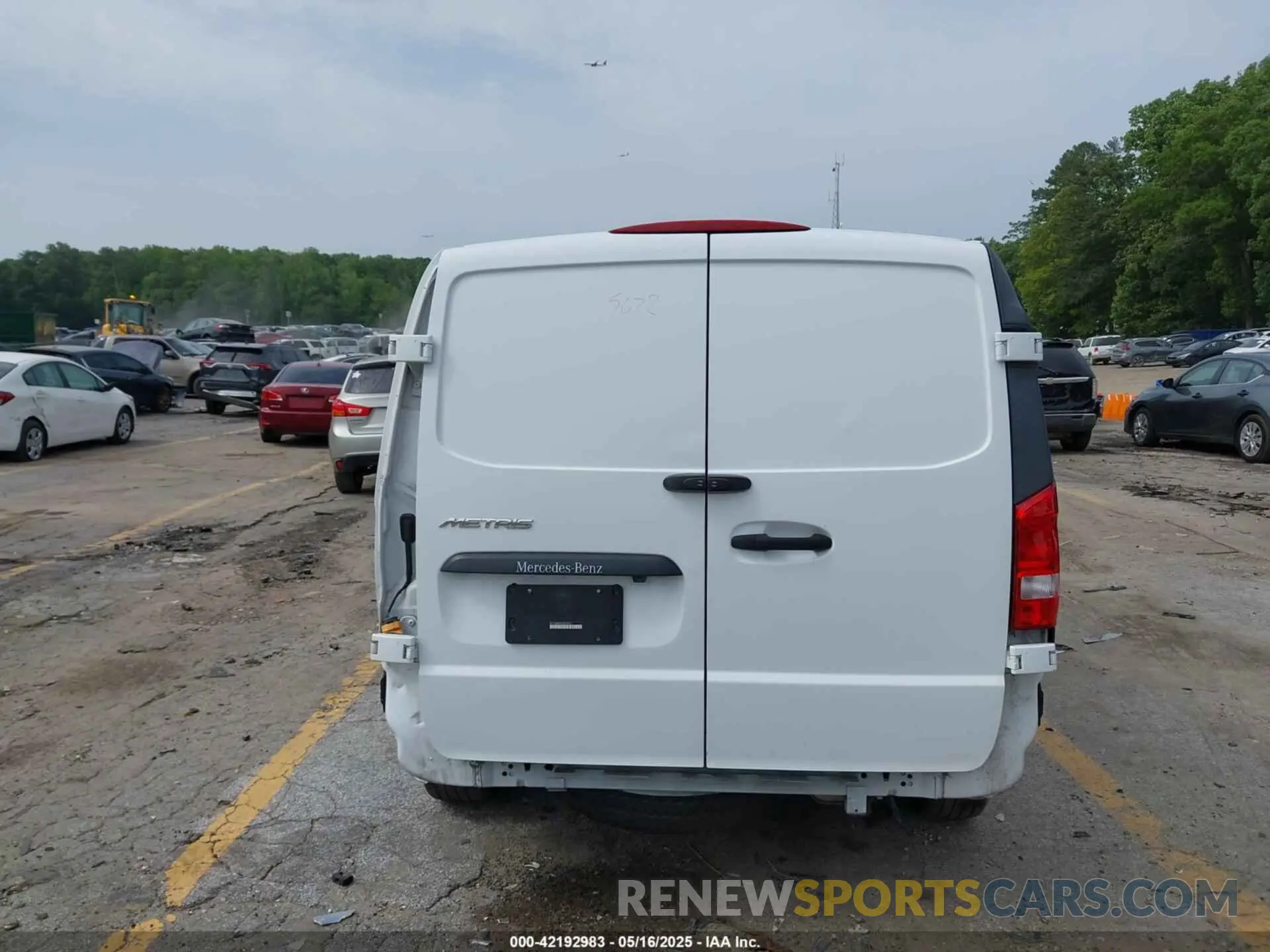 16 fotografías del automóvil dañado W1YV0BEY3L3725672 MERCEDES-BENZ METRIS 2020