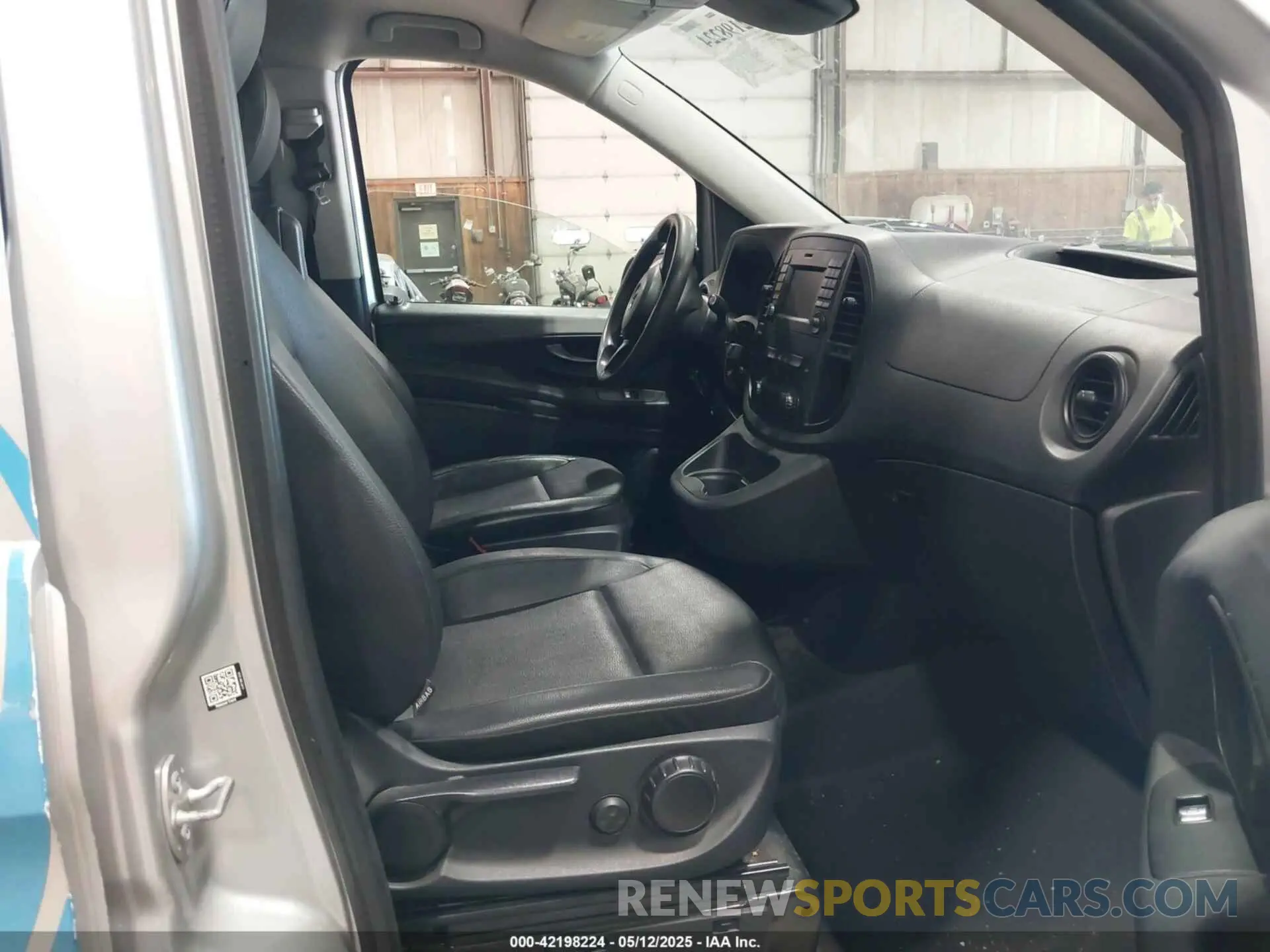 5 fotografías del automóvil dañado W1YV0CEY2L3687678 MERCEDES-BENZ METRIS 2020
