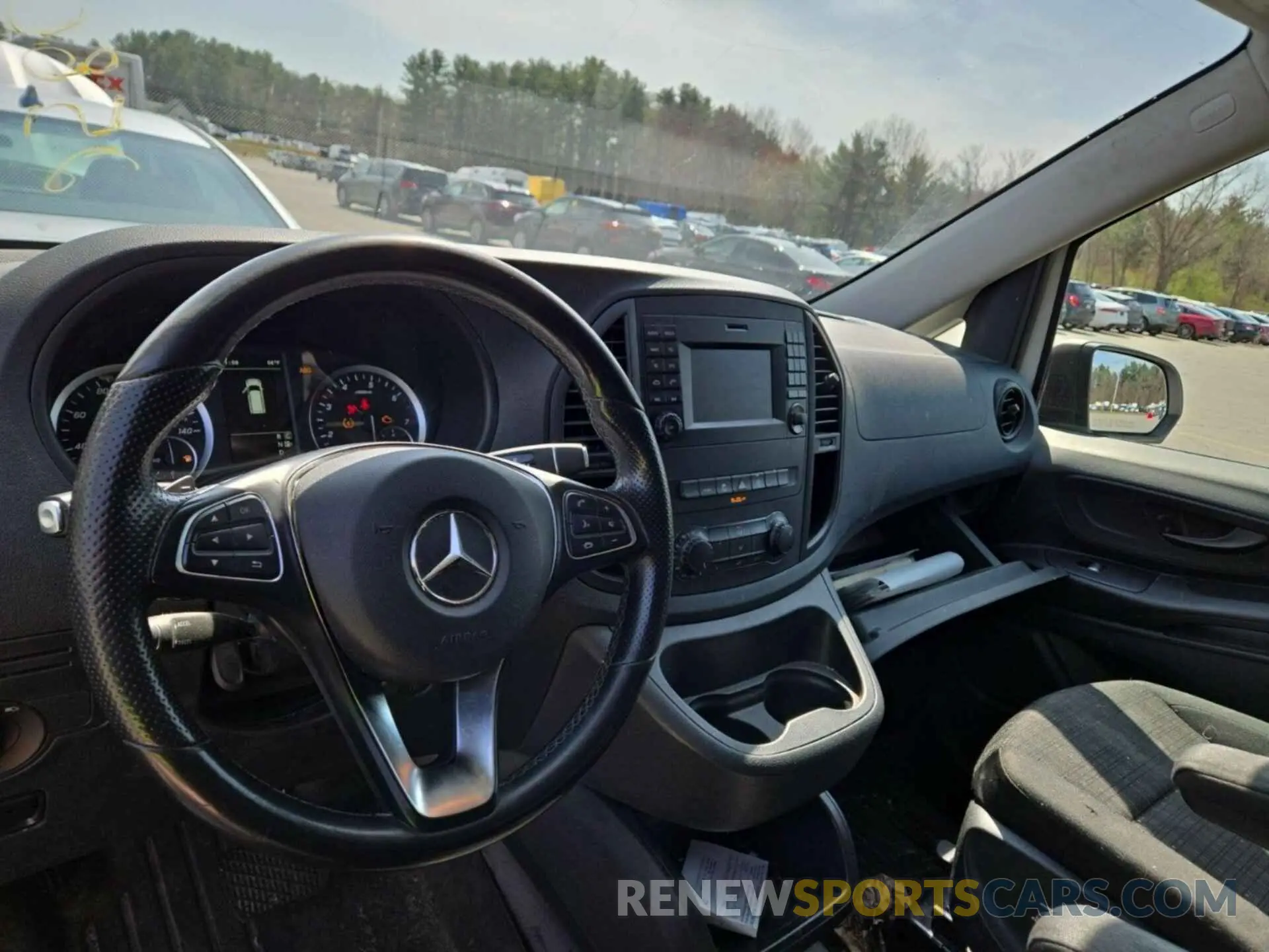 3 fotografías del automóvil dañado WD3PG3EA1L3645816 MERCEDES-BENZ METRIS 2020