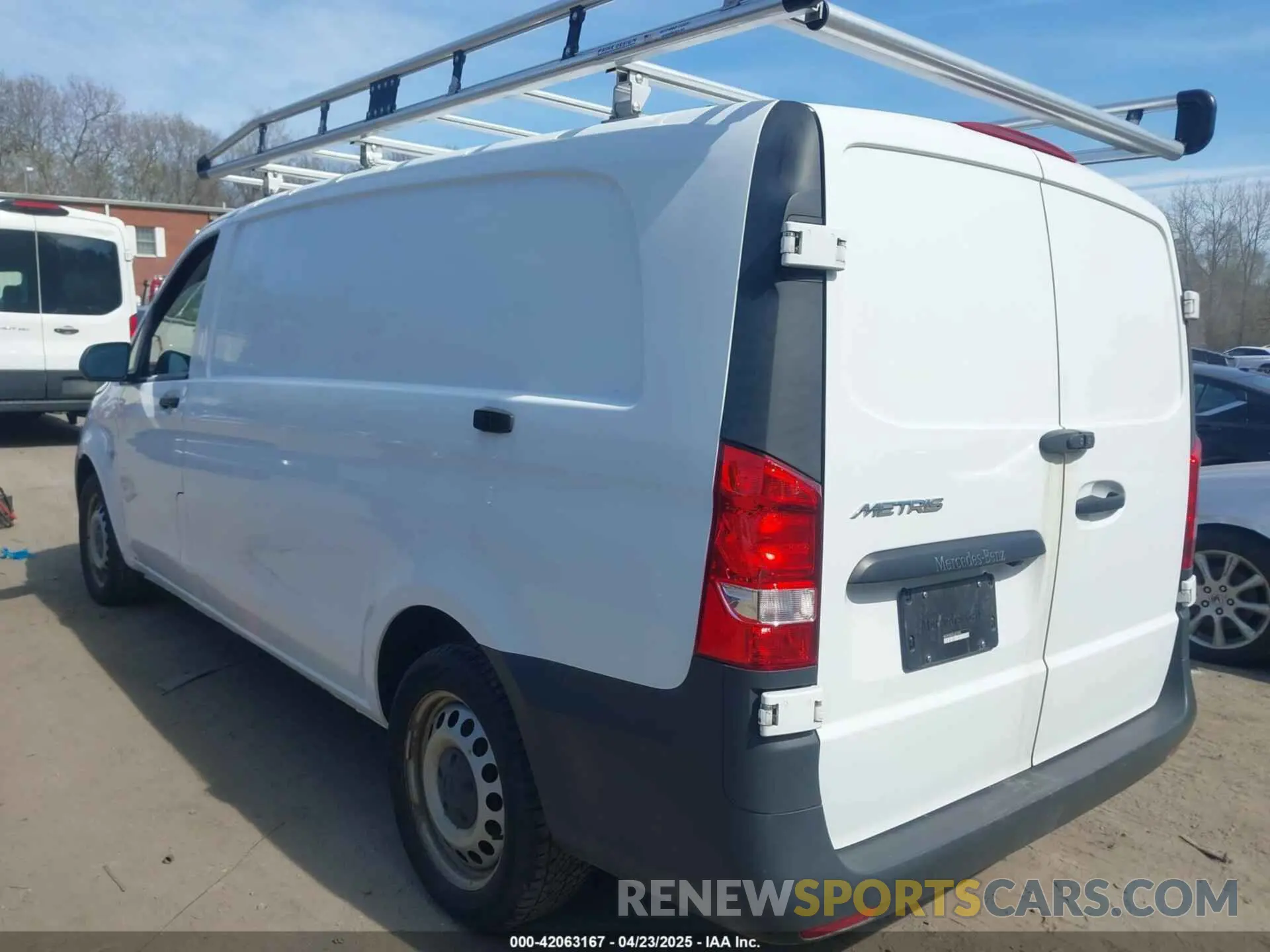 3 fotografías del automóvil dañado WD3PG3EAXL3674294 MERCEDES-BENZ METRIS 2020