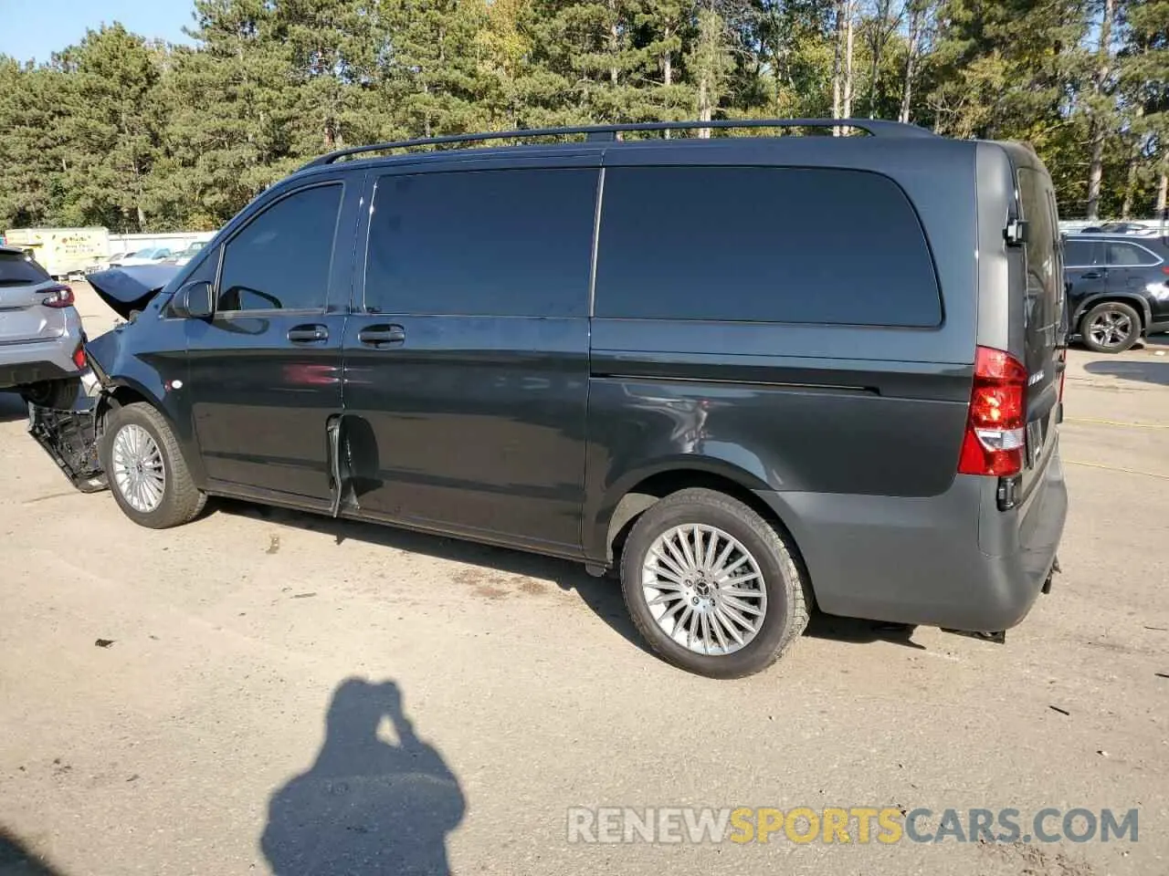2 fotografías del automóvil dañado W1WV0FEY6M3863398 MERCEDES-BENZ METRIS 2021
