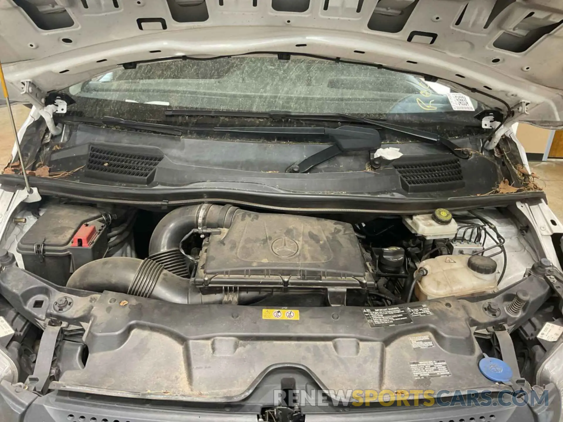14 fotografías del automóvil dañado W1YV0BEY0M3905399 MERCEDES-BENZ METRIS 2021