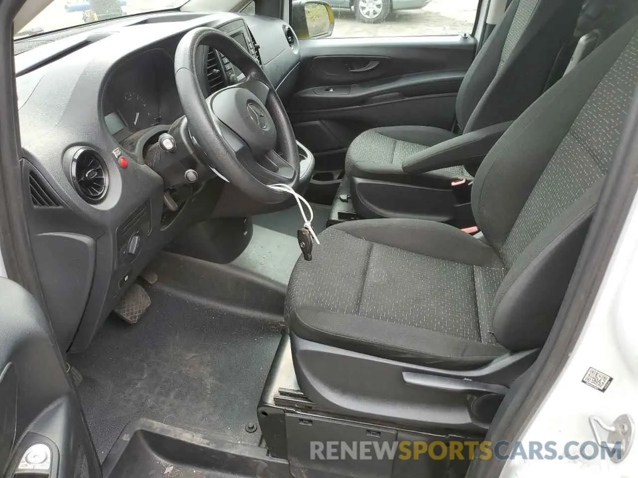 7 fotografías del automóvil dañado W1YV0BEY4M3838712 MERCEDES-BENZ METRIS 2021