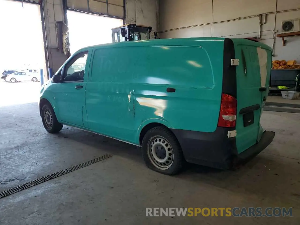 2 fotografías del automóvil dañado W1YV0BEY5N3963087 MERCEDES-BENZ METRIS 2022