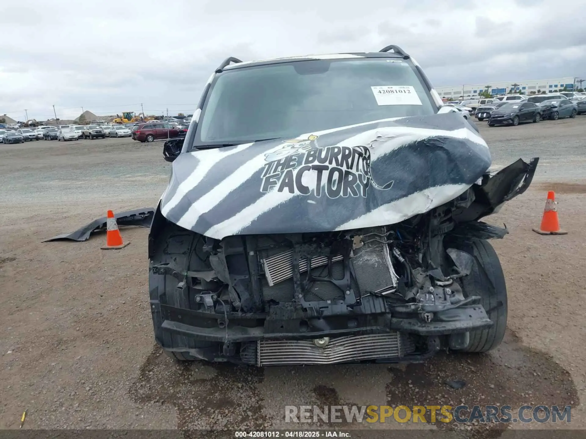 13 fotografías del automóvil dañado W1YV0BEY6N4149945 MERCEDES-BENZ METRIS 2022