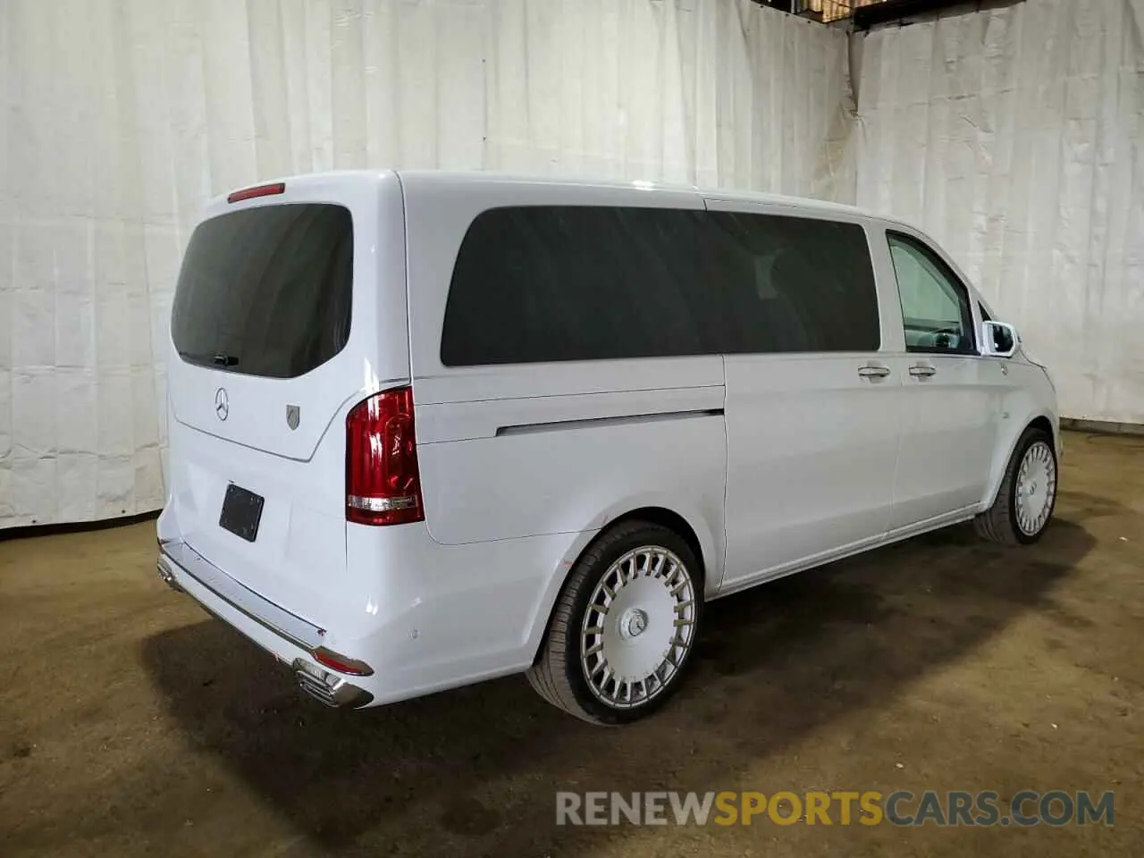 3 fotografías del automóvil dañado W1WV0FEY0P4332504 MERCEDES-BENZ METRIS 2023