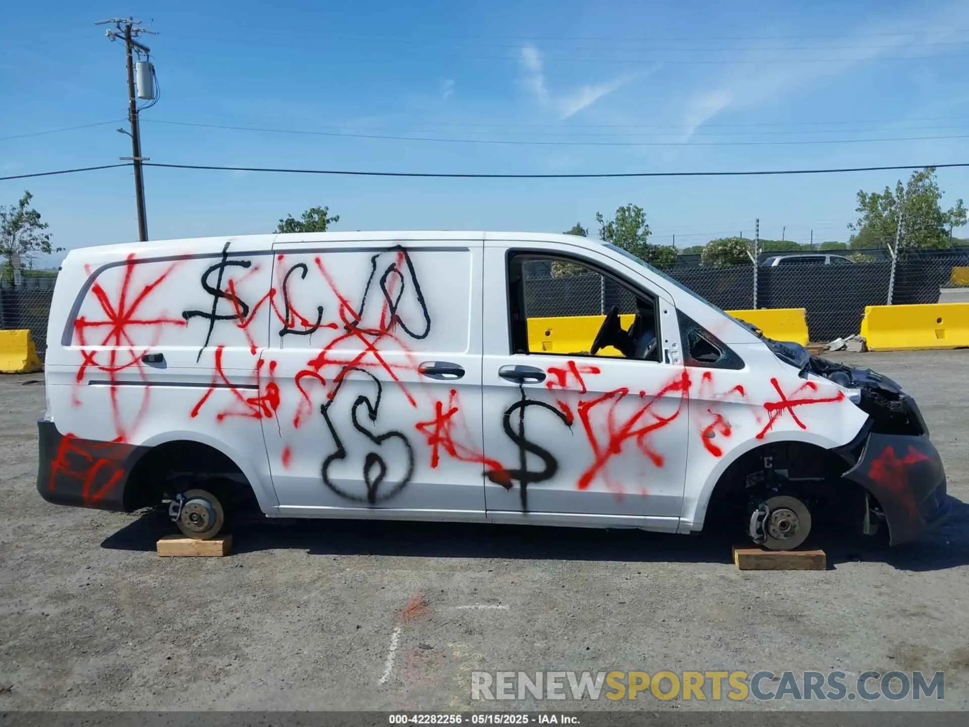 12 fotografías del automóvil dañado W1YV0BEY4P4297711 MERCEDES-BENZ METRIS 2023