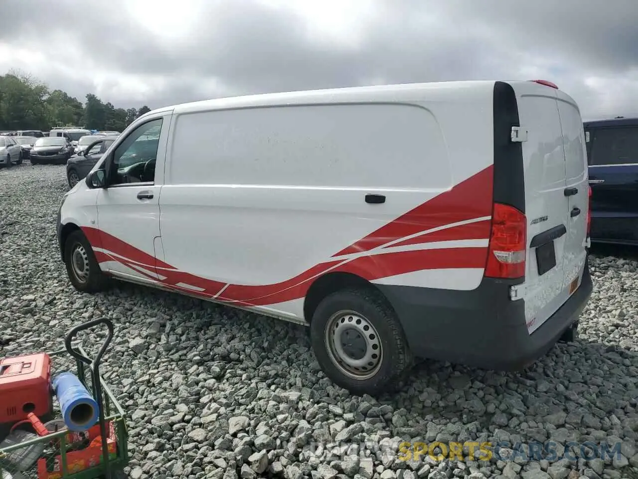 2 fotografías del automóvil dañado W1YV0CEY0P4239049 MERCEDES-BENZ METRIS 2023
