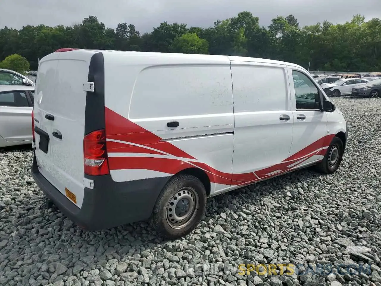 3 fotografías del automóvil dañado W1YV0CEY0P4239049 MERCEDES-BENZ METRIS 2023