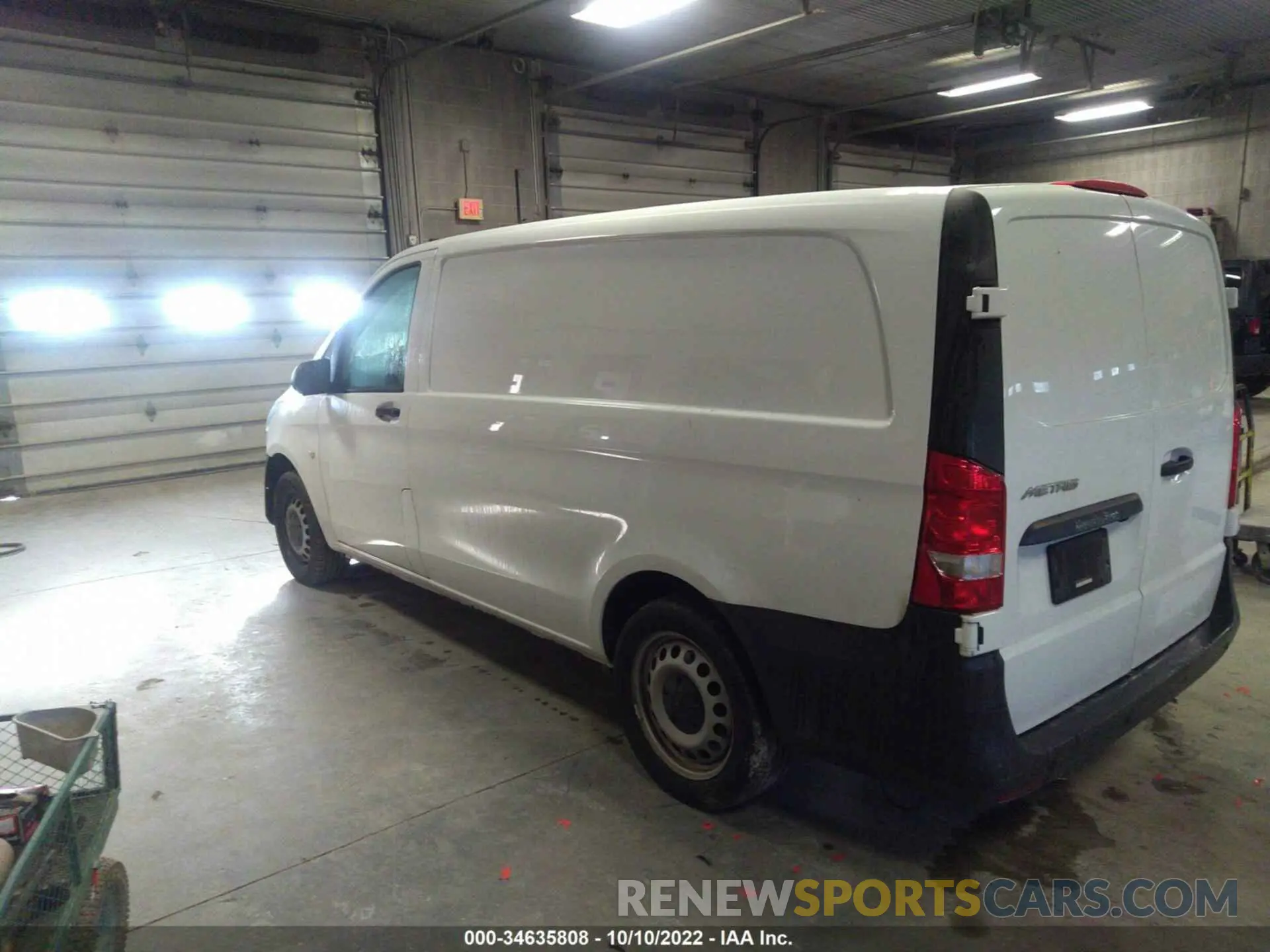 3 fotografías del automóvil dañado W1YV0BEY5L3740464 MERCEDES-BENZ METRIS CARGO VAN 2020